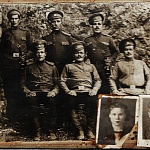 Миков-Георгий-Денисович-(справа)-солдат-царской-армии,-1919-г.jpg